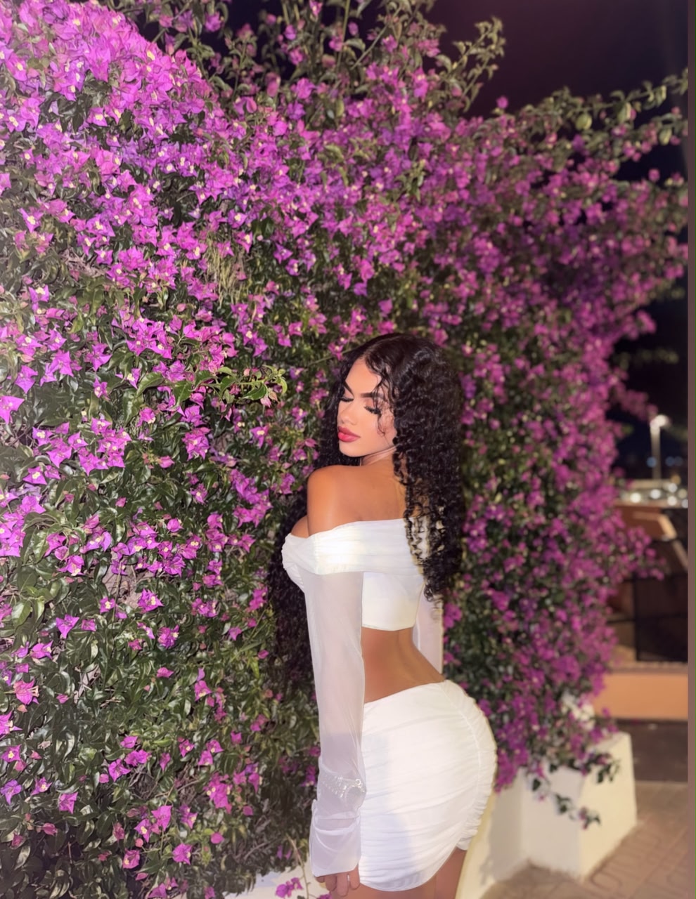 Escort - MEGAN - Ibiza Tops